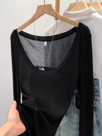 Tencel majica s dugim rukavima, jednobojna, okrugli izrez, uski kroj, srednja duljina 65–80 cm