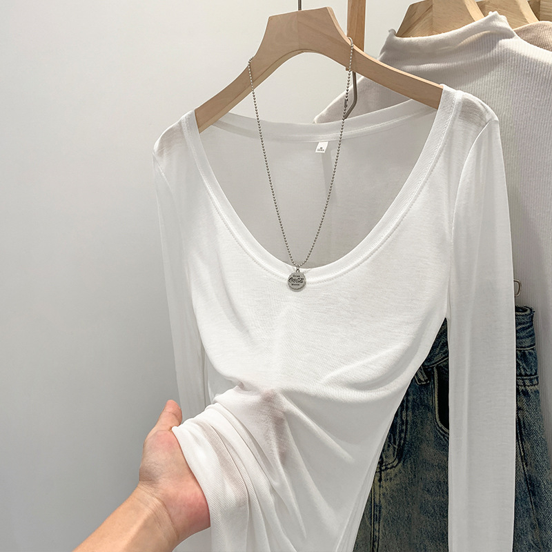 Tencel majica s dugim rukavima, jednobojna, okrugli izrez, uski kroj, srednja duljina 65–80 cm