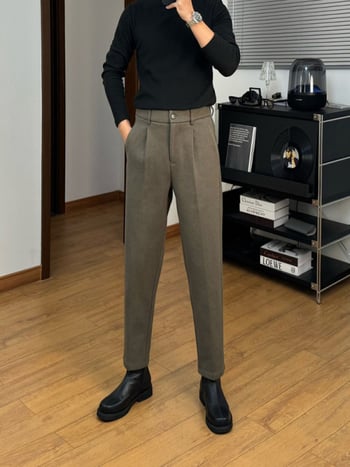 Zimske hlače ravnog kroja, mikroelastične, bez glačanja, smjesa kemijskih vlakana, 79% poliestera.