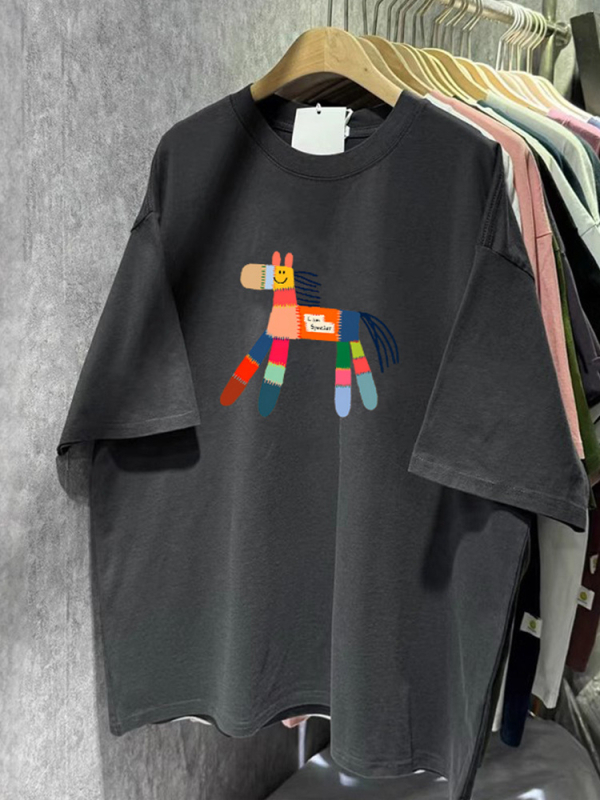 Pamukasta kratka majica s printom anime karikatura, kratke rukave, okrugli izrez, ležerni kroj