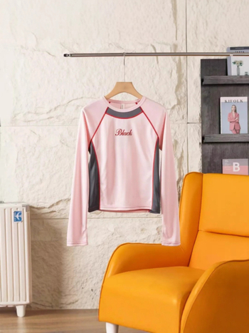 Ženska majica s dugim rukavima, brzo se suši i prozračna, dizajn color-block, pulover-stil, okrugli izrez, uski kroj, smjesa poliestera i akrila