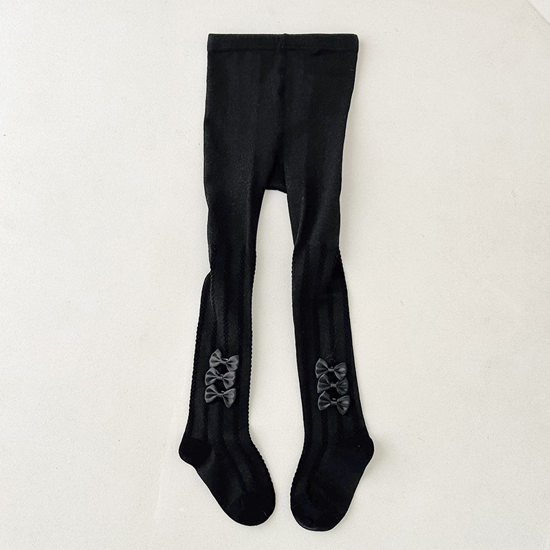 Gyerek harisnya tavasz-ősz, közepes vastagságú, 80% pamut, lélegző, hímzett mintákkal (csíkok, egyszínű, pöttyös)