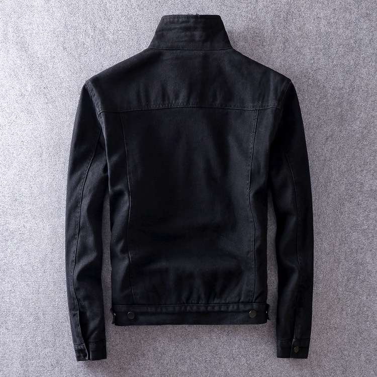 Koreai stílusú farmerdzseki fleece-béléssel, karcsú szabás, gallér, egysoros záródás, téli