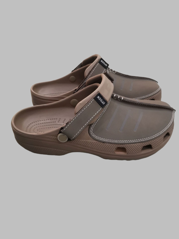 Sandale de plajă pentru bărbați – partea superioară din piele de vită, talpă EVA, închidere Velcro, 3 cm înălțime a călcâiului, respirante și antiderapante