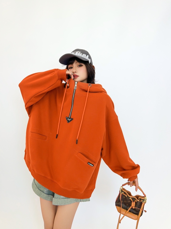 Pamukasti hoodie džemper s kapuljačom s geometrijskim uzorkom, labav kroj, srednja duljina, dugi rukavi