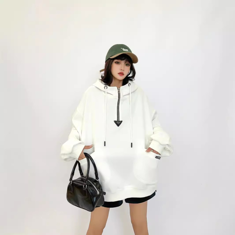 Pamukasti hoodie džemper s kapuljačom s geometrijskim uzorkom, labav kroj, srednja duljina, dugi rukavi