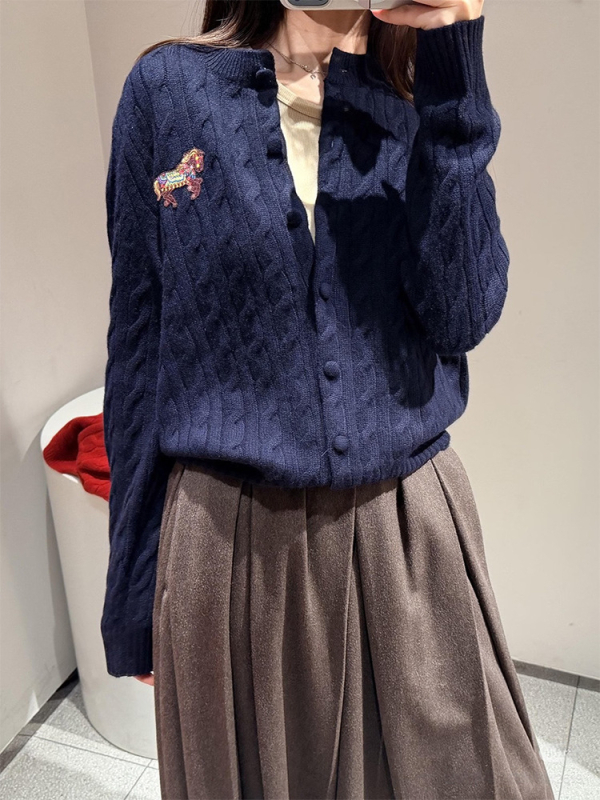 Ζακέτα πλεκτή από ανάμεικτη κασμίρ με κέντημα αλόγου, παχιά ύφανση, στρογγυλός λαιμός, κουμπιά στο μπροστινό μέρος, μακριά μανίκια, χειμώνας 2025