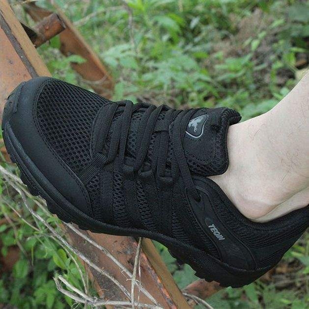 Muške mrežaste tenisice za trening – prozračne, protuklizne, vezanje, EVA ulošak, gumasta potplata, proljeće