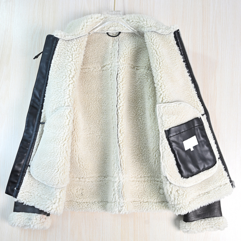 Muška kožna jakna s fleece podstavom, stojeći ovratnik, zatvarač, kratka duljina