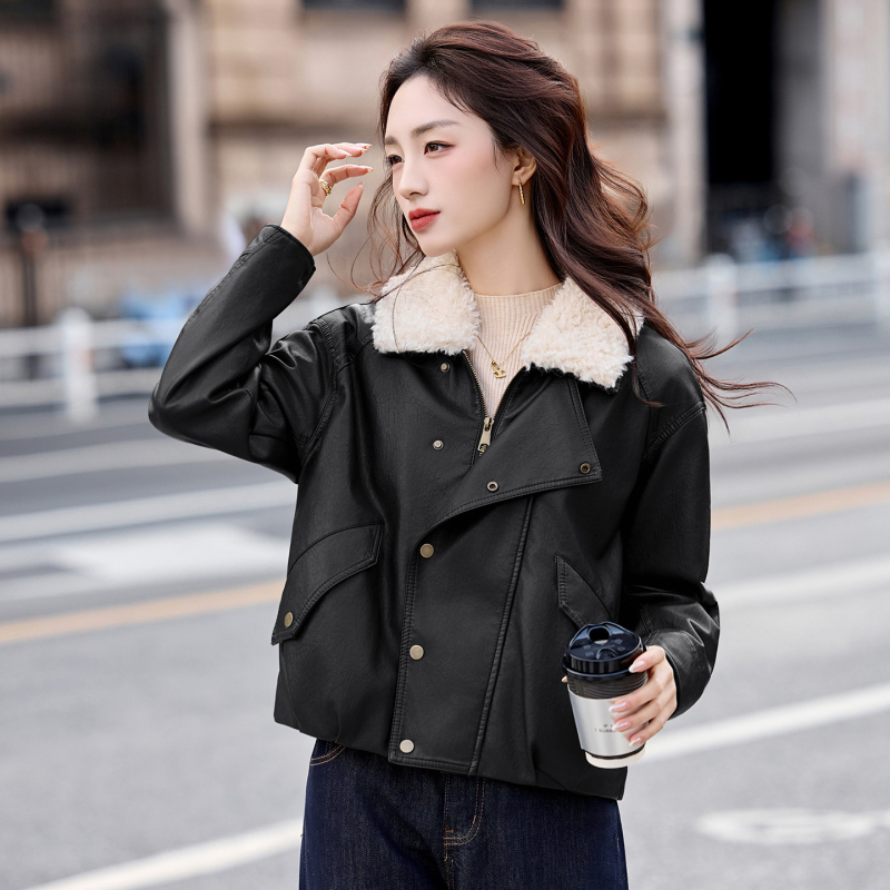 Kožna jakna od kozje kože se kragnom od janjeće vune — kratki kroj, japansko-korejski casual stil, zatvarač, slobodan kroj