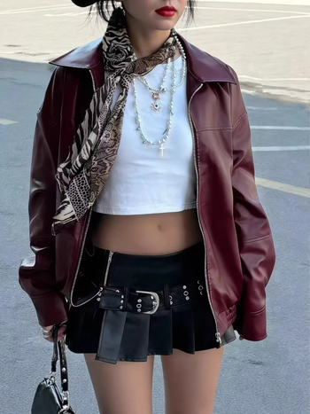 Ženska kožna moto jakna - Prosječna duljina, Dugi rukavi, Turn-down ovratnik, Zip zatvarač, Koža, Street stil