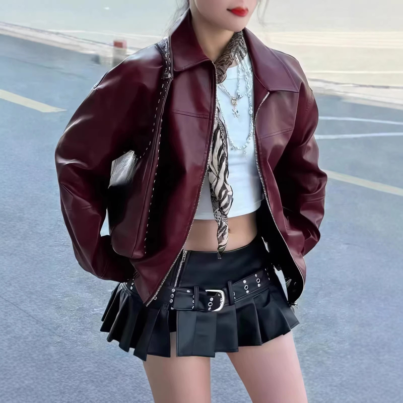 Ženska kožna moto jakna - Prosječna duljina, Dugi rukavi, Turn-down ovratnik, Zip zatvarač, Koža, Street stil