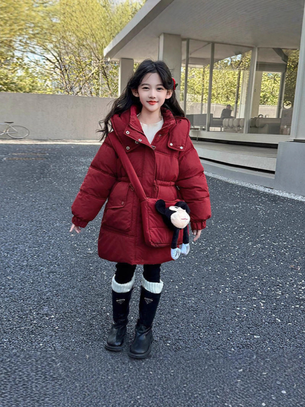 Dječja zimska jakna s poliesterom punjenjem, kapuljačom, zatvaračem, jednobojni dizajn, model 2025, za djevojčice