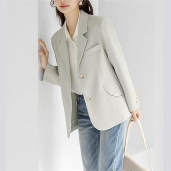 Žensko sako za vitku figuru – ravni kroj, dugi rukavi, poluotvoren ovratnik, jednodobno kopčanje, poliester