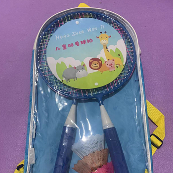 Dječja badminton raketa s okvirom od ferroalijnog legura, vlakna od Fiber Silk vlakna, srednja tvrdoća drške, mogućnost prilagodbe, otisnuti logo (Okvir od ferroalijnog legura • Žice od Fiber Silk vlakna • Srednja tvrdoća drške • Mogućnost prilagodbe • Oti
