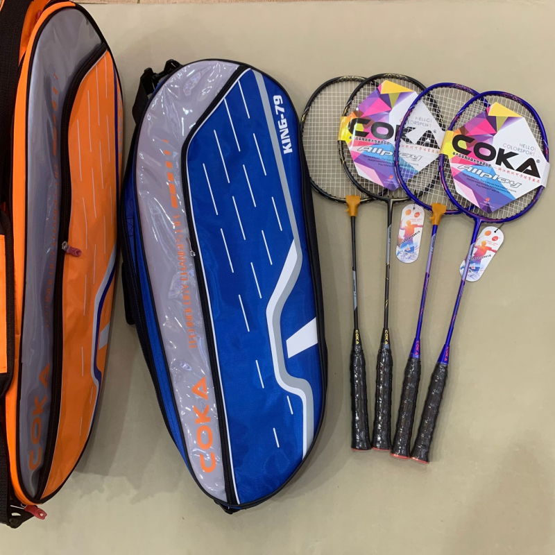 Reket za badminton, okvir od karbonskih vlakana, težina 85–89 g, drška G4, ravni vrat, mogućnost personalizacije i tisak logotipa