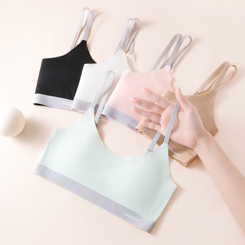 Lányoknak készült nylon/poliamid anyagú melltartó, teljes kosárral, vékony formázott kosárral, szivacsos bélés, fix dupla pántok, légáteresztő, 12–15 éveseknek