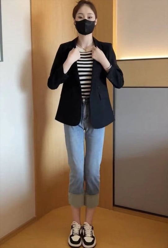 Női slim blazer, öltöny gallér, hosszú ujjú, standard hossz, poliészter 90–95%