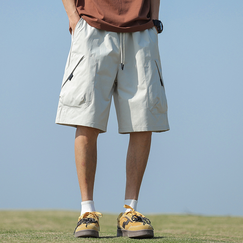 Férfi nyári munkás rövidnadrág, poliészter, sportos stílus, egyenes szabás, középméretű hossz