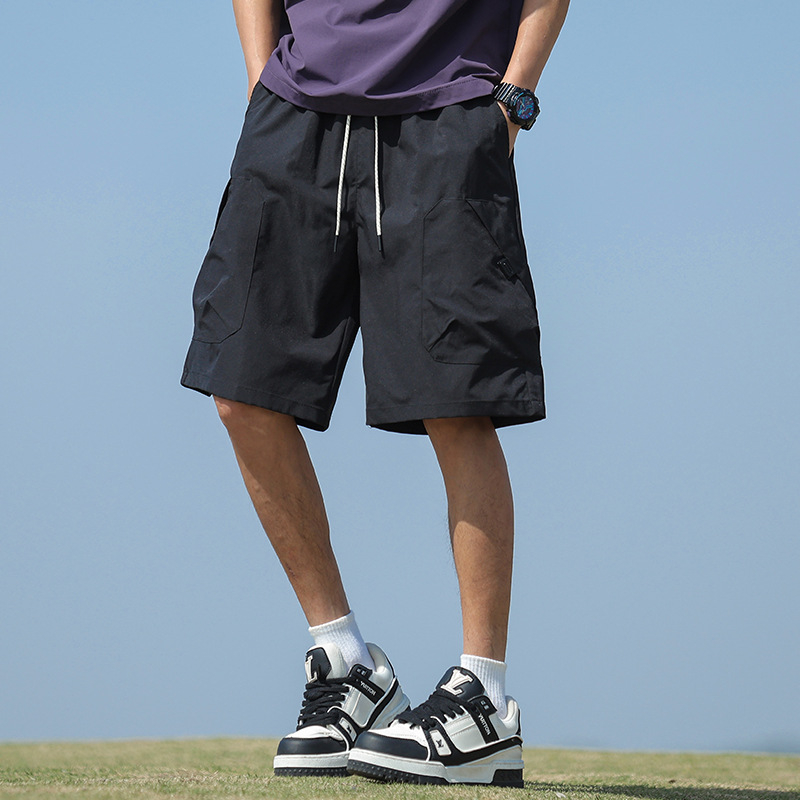 Férfi nyári munkás rövidnadrág, poliészter, sportos stílus, egyenes szabás, középméretű hossz