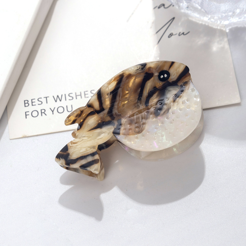 Acetát hajcsipesz hal motívummal – eredeti dizájn, kézzel készült, rögzítő fogó hajcsipesz nőknek