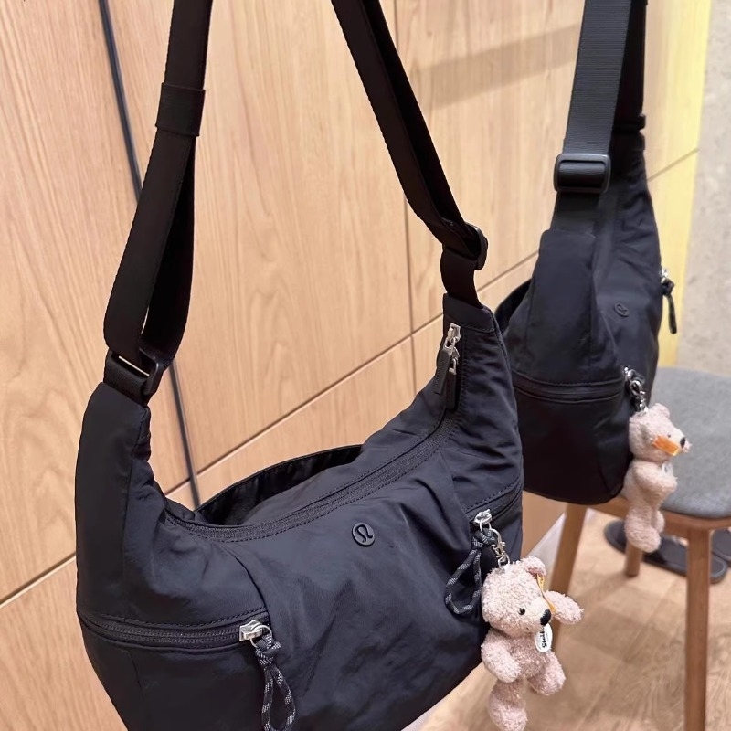 Slouchy torba preko ramena, korejskog stila, platno, zatvarač, podstava od platna, proljeće 2025