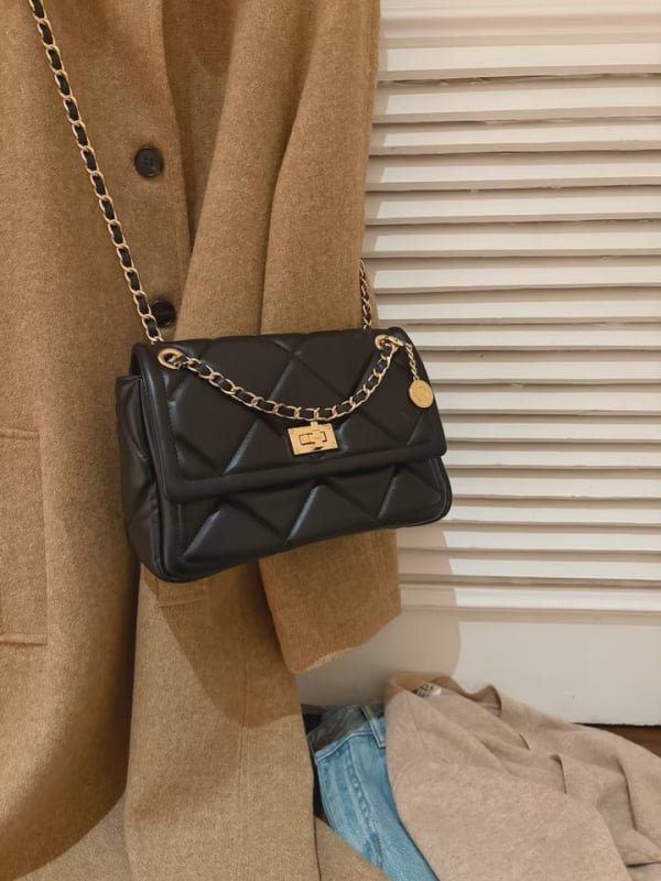 Torba za rame-crossbody od PU kože, gradski minimalistički stil, lančani remen, romb šavovi, horizontalni kvadratni oblik