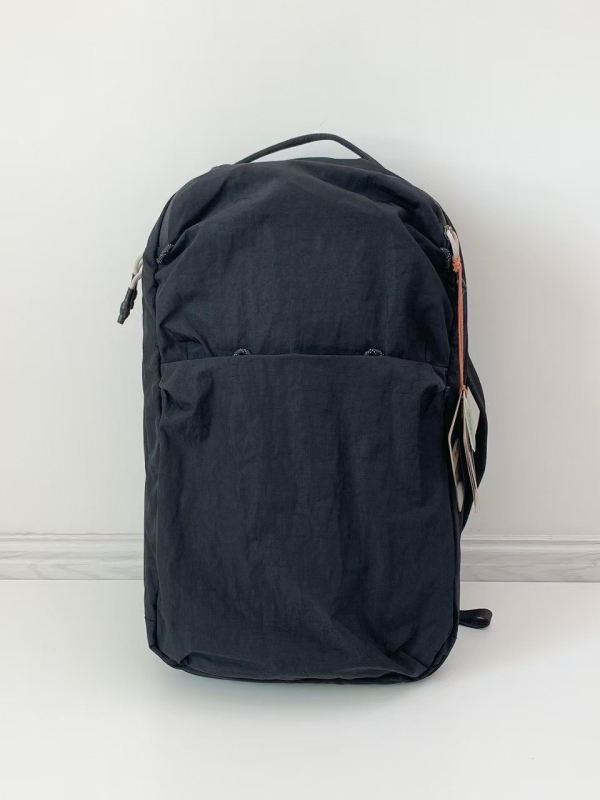 Unisex najlonski putni ruksak, ultra lagan, kapacitet ispod 20 L, poliesterska podstava, stil rekreacijskog putovanja