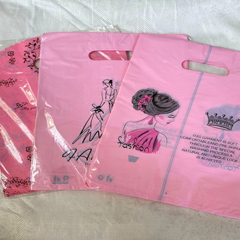 Pungi de ambalaj din plastic, dublu strat, grosime 8, producție zilnică 2000, pentru ambalare generală a hainelor