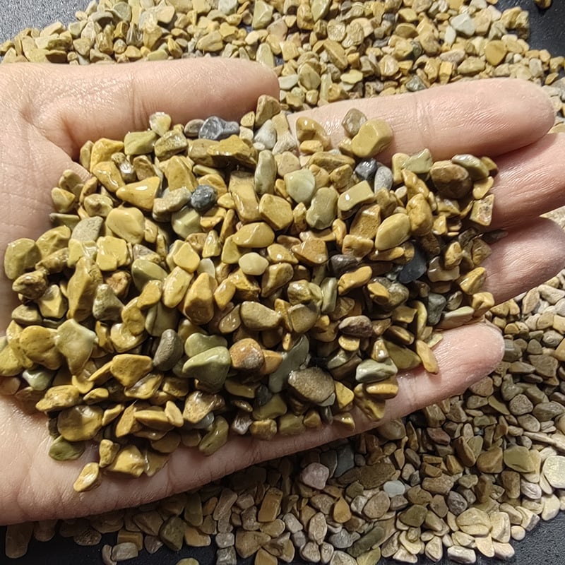 Rui cheng prirodni riječni kamen za ukras akvarija, dekorativni kamen, 2,5 kg po vreći, 2500 g
