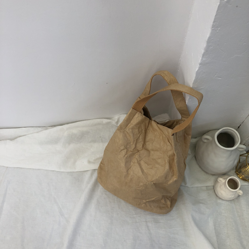 Ženska torbica za rameno u korejskom stilu, Kraft papir, bucket bag, otvoreni gornji dio, unutarnji džep sa zipom