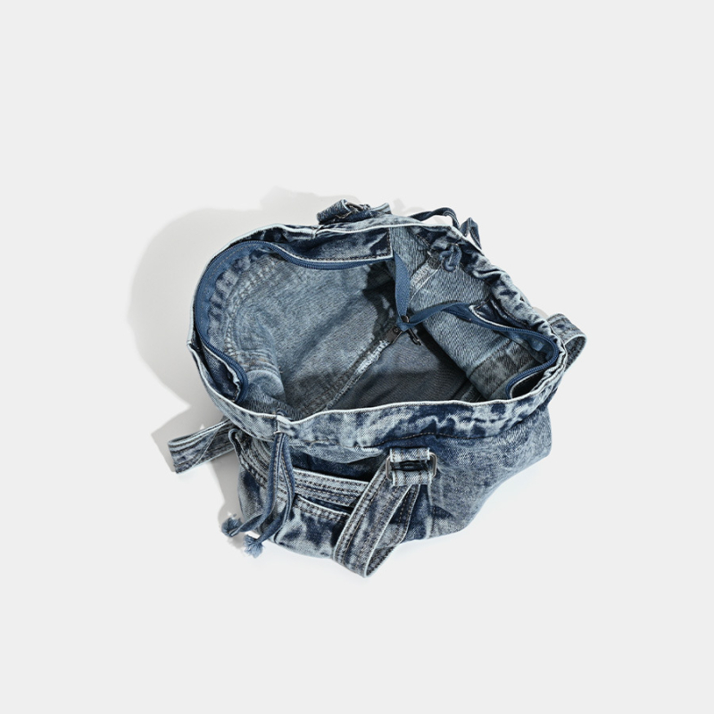 Tote torba - denim, horizontalni kvadratni oblik, zatvarač, džep za telefon, jedna naramenica