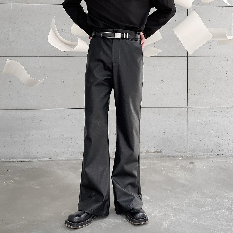 Muške hlače od PU kože u rok-punk stilu, mikro bootcut kroj, srednja visina struka, pogodne za proljeće i jesen.