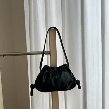 Geantă tip găleată cu design plisat, purtată în mână, PU material, dimensiune mică, închidere cu șnur, curea simplă