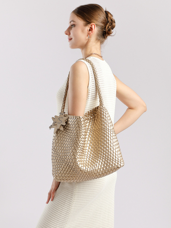 Tote torba od sintetičke kože, urban minimalistički stil, oblik kante, magnetski zatvarač
