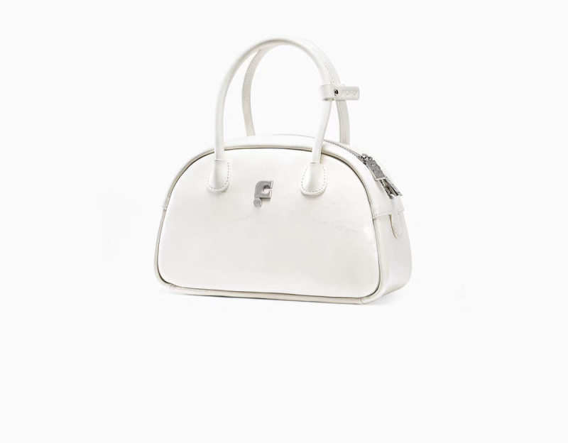 Valódi bőr bowling táska, hónalj alatti stílus, érett női megjelenéshez, tavasz 2025 kiadás, mindennapi használatra