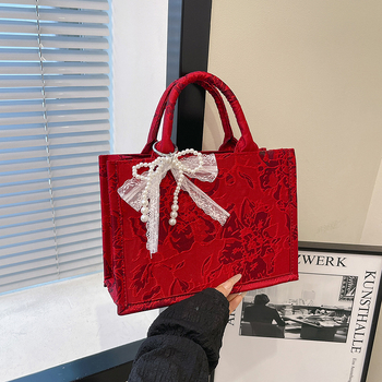 Vászon tote táska, városi egyszerűség, cipzáros nyitás, belső cipzáras zseb és telefont zseb, poliészter bélés