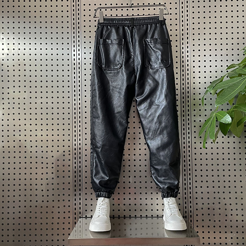 Műbőr nadrág fleece béléssel, téli szélálló, laza szabású