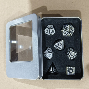 Akrilne kocke set s 4/6/8/10/12/20 stranama, fillet stil, pakiranje u metalnoj kutiji, 100 setova po kutiji