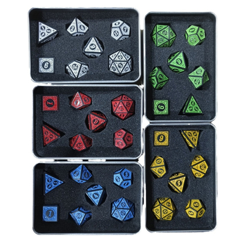 Akrilne kocke set s 4/6/8/10/12/20 stranama, fillet stil, pakiranje u metalnoj kutiji, 100 setova po kutiji