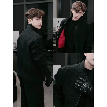 Férfi rövid dzseki dekonstrukciós szabással, kapucnival, cipzárral, 3D patch zsebekkel, poliészter/poliamid keverék anyag