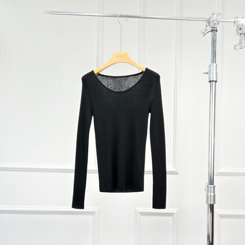 UpperClass női gyapjú pulóver U-nyakú, hosszú ujjú, 95% gyapjú, klasszikus elegáns stílus