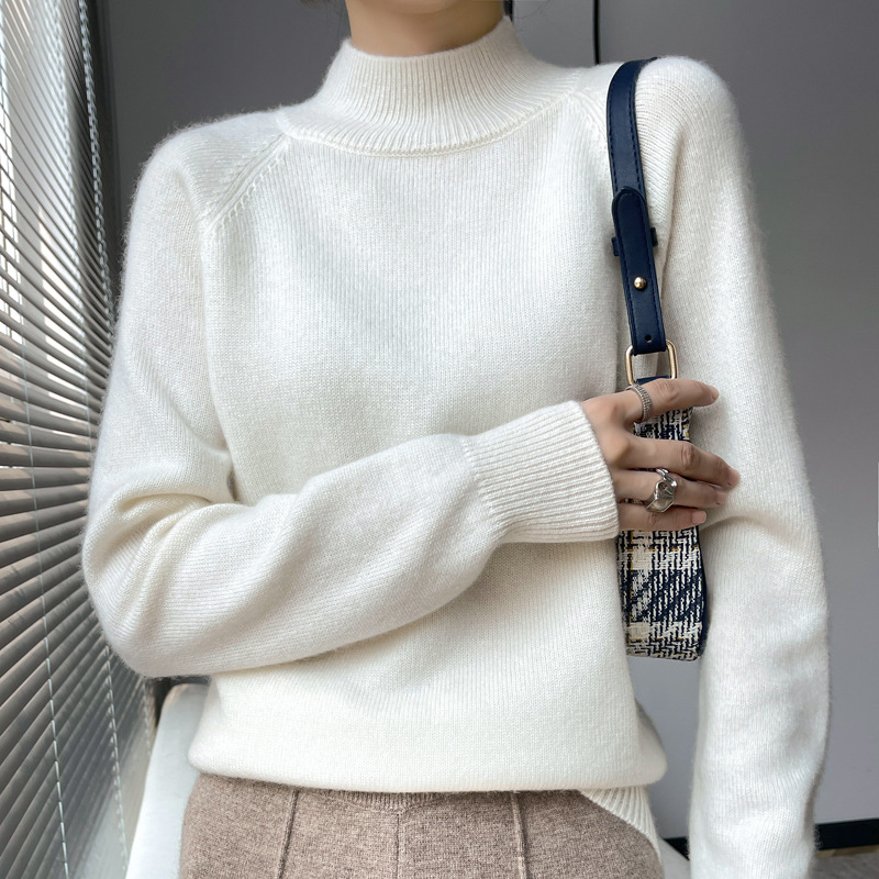 Női fél-magasan galléros kötött felső pamut anyagból PU díszítéssel, hosszú ujjú, laza szabású