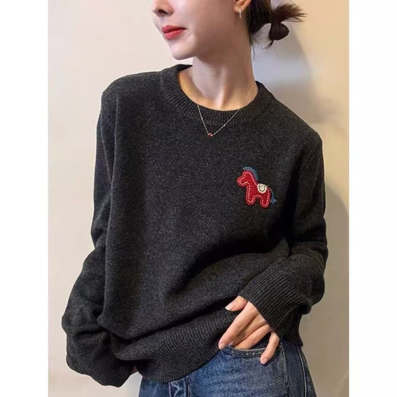 Hímzett gyapjú-kötött pulóver kerek nyakú, hosszú ujjú, vastag, állatmintás