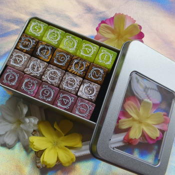 DND kocke – akrilne kocke s dragonim uzorkom, 6-strani dizajn, pravokutni dizajn, mogućnost prilagodbe, kutija 600 komada