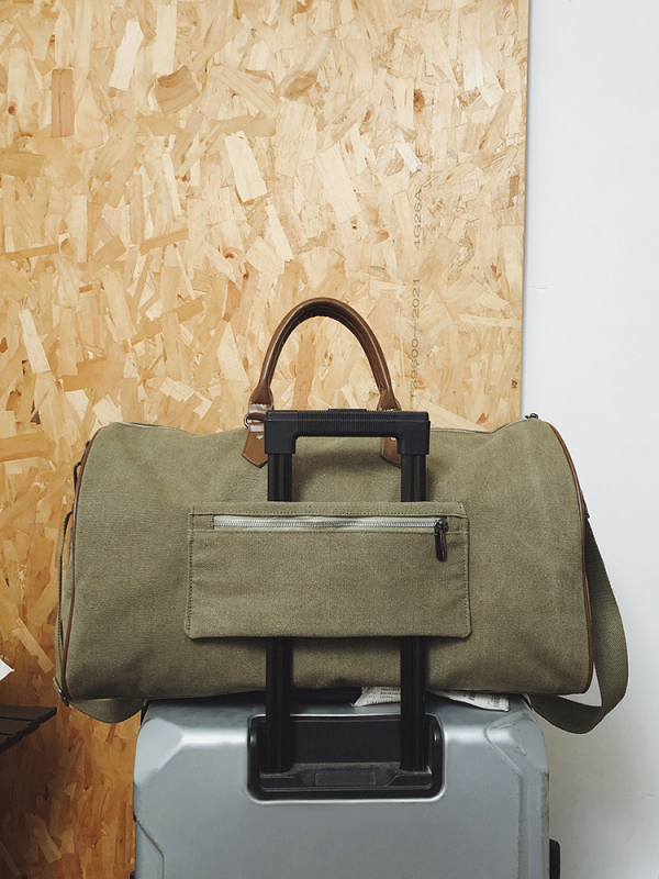 Putni ruksak, lagan, minimalističan, unisex; Kapacitet: 20–35L; Materijal: Nylon; Podstava: Poliester; Značajke: prozračan, vodootporan, otporan na habanje, proširiv, smanjenje tereta