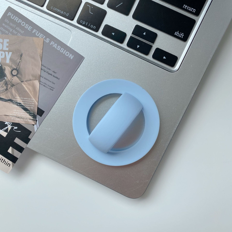 Магнитен настолен държач за телефон с пръстен – течен силикон, универсален, с възможност за персонализация