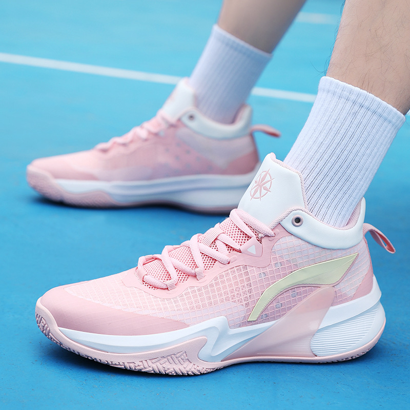 Баскетболни обувки - високи, дишаща мрежеста горна част, противохлъзгаща подметка, за мъже