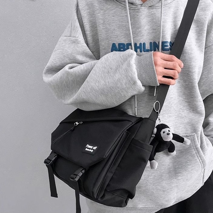 Muška crossbody torba – Oxford platno, vodootporna, ultra lagana, 12-inčni prijenosnik se uklapa, mladenački kampus stil