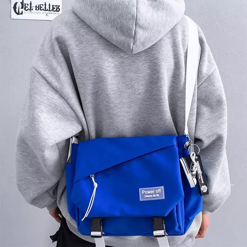 Muška crossbody torba – Oxford platno, vodootporna, ultra lagana, 12-inčni prijenosnik se uklapa, mladenački kampus stil